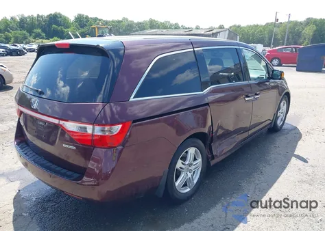 2011 Honda Odyssey Touring/Touring Elite from USA, damaged, VIN 5FNRL5H92BB086351